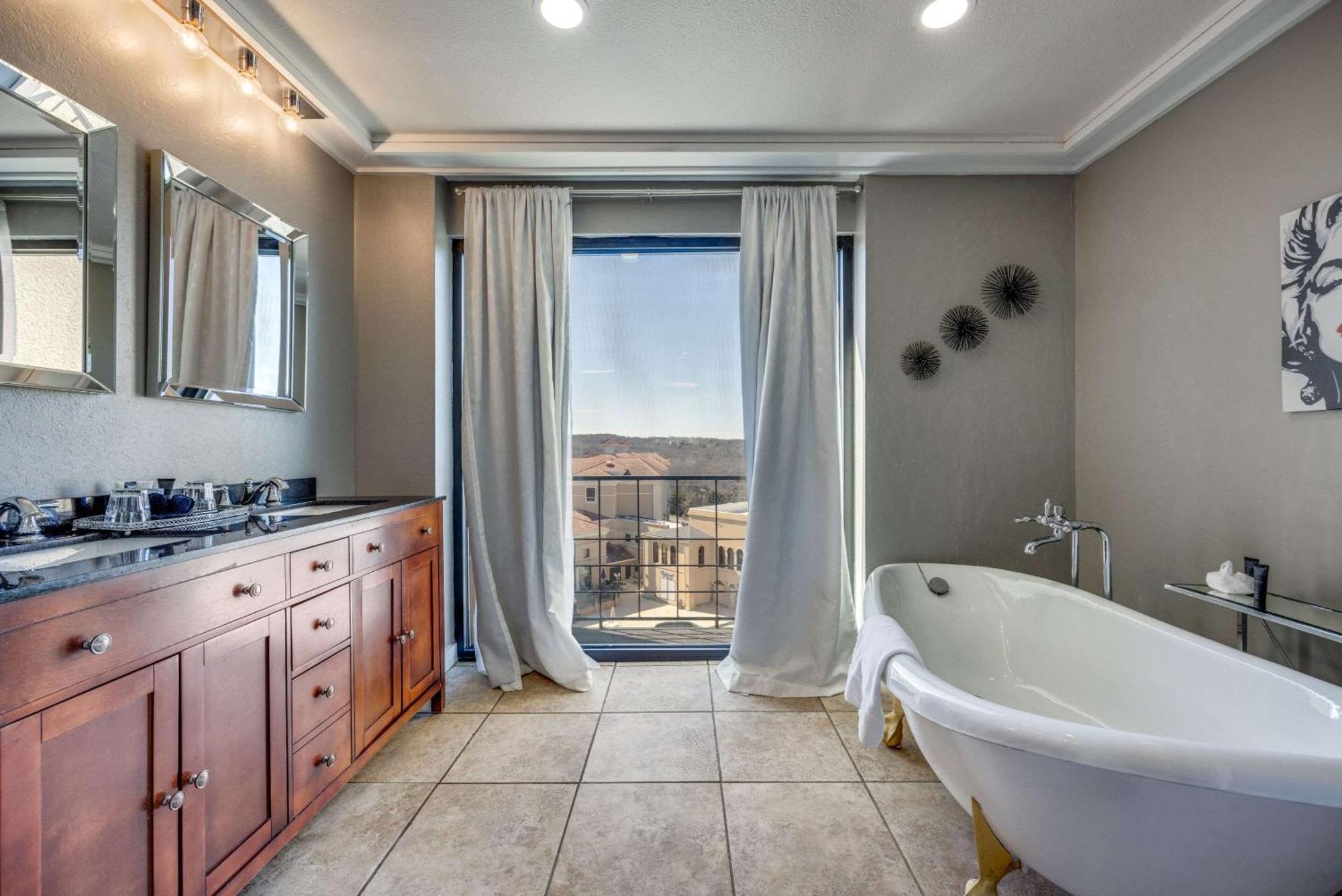Tanglewood Resort, Ascend Collection Hotel 3*